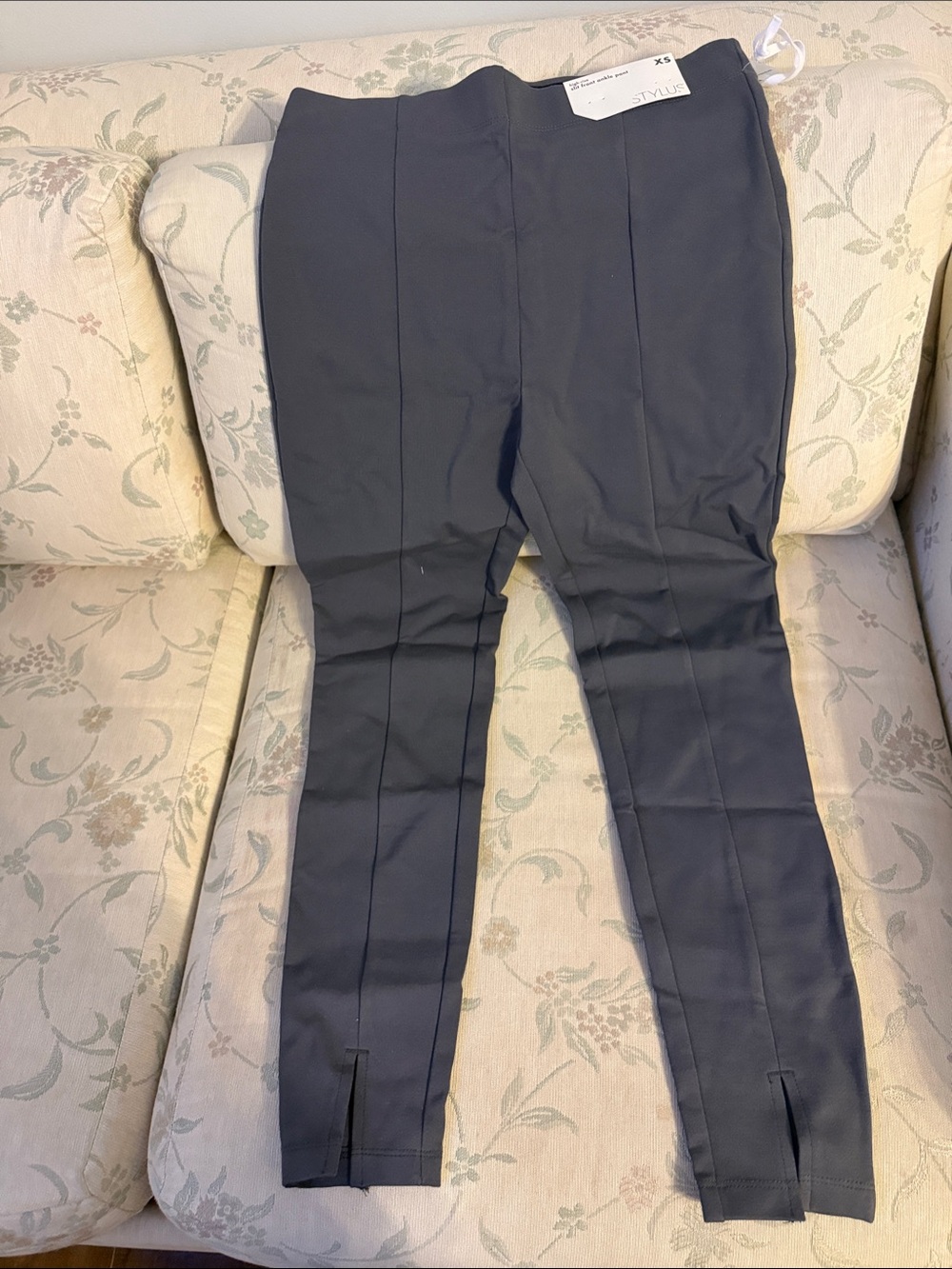 STYLUS Men’s Navy Stretch Dress Pants